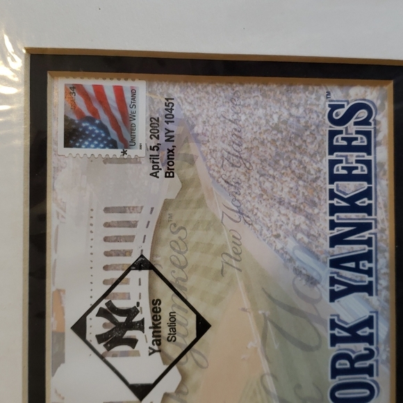 Yogi Berra USPS Matted Photo 16x12 - Picture 5 of 7